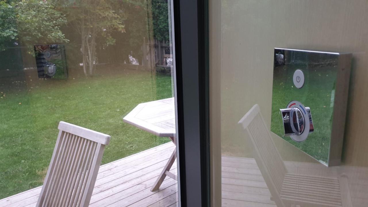 Mirror House Roosi 21 Villa ปาร์นู ภายนอก รูปภาพ